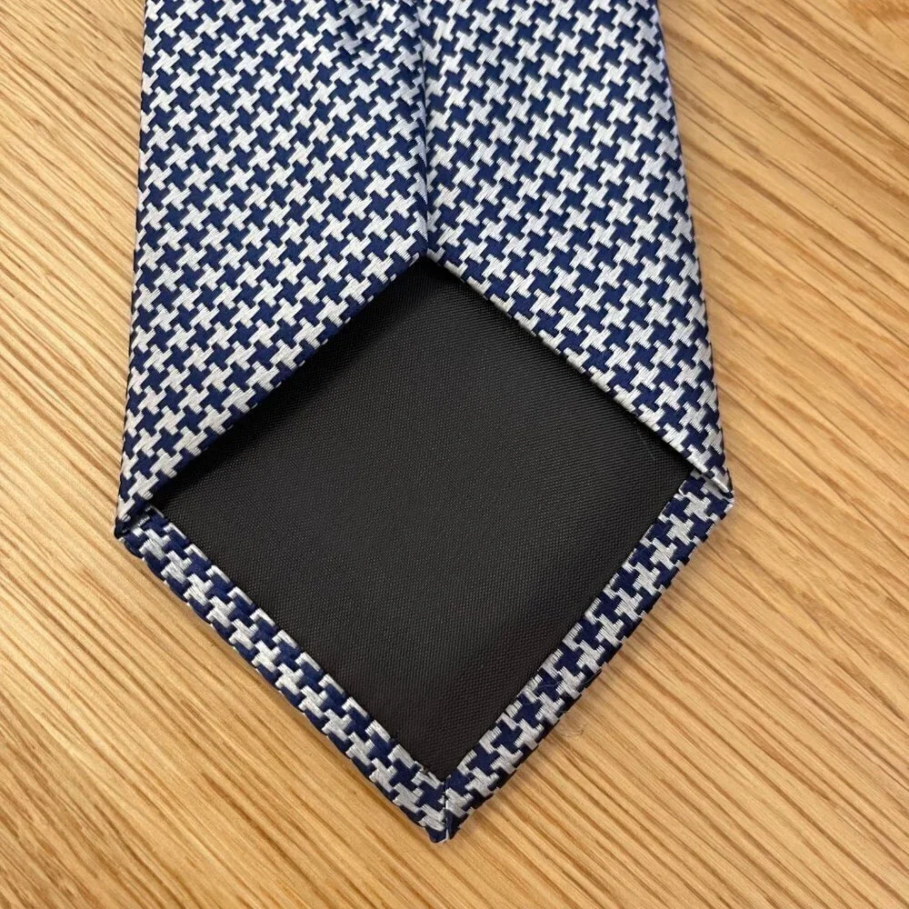 Twenty Dollar Tie 100% Silk